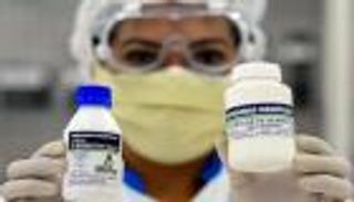 علاج كورونا.. جدل عالمي حول "الدواء المعجزة"