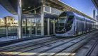 الإمارات.. استدامة بيئية في قطاع النقل