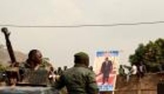 تواديرا رئيسا لأفريقيا الوسطى بعد المصادقة الدستورية