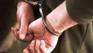 السجن لطالب روسي حطم نافذة مكتب الحزب الحاكم