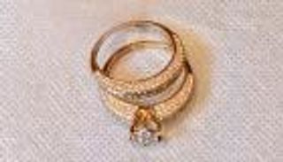 أسعار الذهب في مصر اليوم.. عيار 21 يغير مساره ونصيحة بالشراء