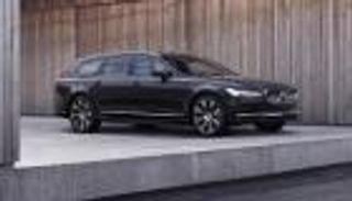 فولفو تدخل 2021 بنسخة خارقة من v90