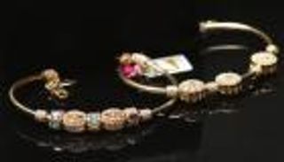 أسعار الذهب في مصر اليوم.. عيار 21 يتحدى الدولار ورسالة من خبير