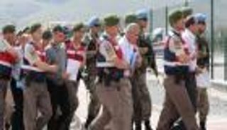 حملة اعتقالات جديدة تضرب تركيا.. مهزلة "غولن"