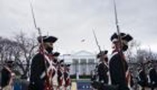 واشنطن عشية تنصيب بايدن.. عاصمة تحت "الحجر الأمني"