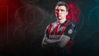 بمباركة إبرا.. ميلان يضم "العاطل" ماندزوكيتش