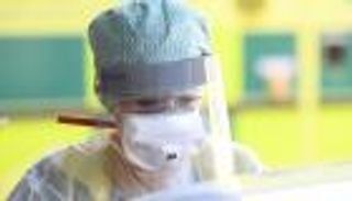 "الفيروس الذي هز العالم".. وثائقي بريطاني عن جائحة كورونا