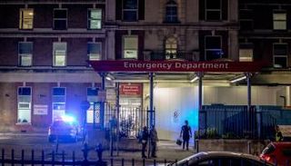 مستشفيات بريطانيا تكتظ بالمرضى والمصابين بفيروس كورونا