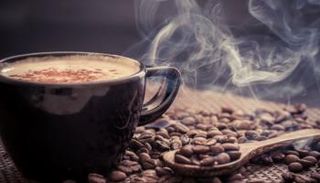  القهوة تطيل العمر