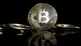 تراجع سعر بيتكوين