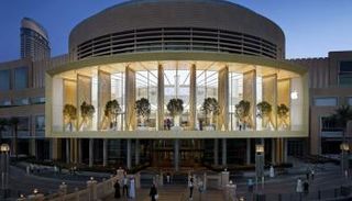 متجر دبي أحد أجمل متاجر أبل حول العالم