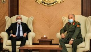 حفتر يلتقي الوفد الإيطالي