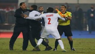 شجار لاعبي الأهلي والزمالك بعد نهائي دوري أبطال أفريقيا