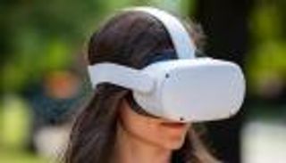 تصميم أول نظارة واقع افتراضي تحمل تفاحة أبل