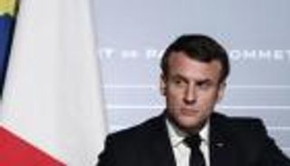 فرنسا تعفي بعض الفئات من فحص كورونا.. من هم؟