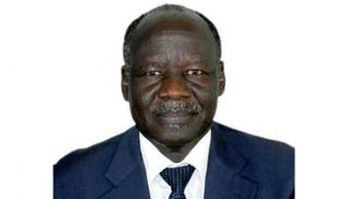 لام أكول أجاوين رئيس الحركة الوطنية الديمقراطية