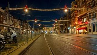 شارع خالٍ من المارة في هولندا