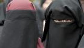 تأييد شعبي لحظر النقاب في سويسرا.. والحكومة تقول كلمتها