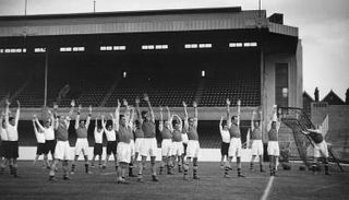 أرسنال  في ملعبه هايبري