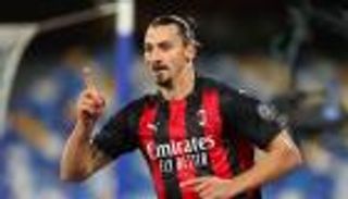 هداف الدوري الإيطالي.. مهمة صعبة لإبراهيموفيتش للحاق برونالدو