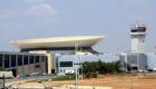 إسرائيل تغلق مطار بن جوريون مؤقتا أمام حركة الطيران 