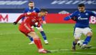 ليفاندوفسكي "الضيف الثقيل" يقود بايرن ميونيخ لسحق شالكه