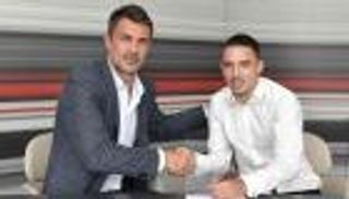 بسبب 50 مليون يورو.. بن ناصر يثير الرعب في ميلان