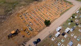 مقبرة ماناوس في البرازيل