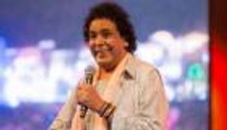 فيديو.. محمد منير يطرح "أبطال رجالة" احتفالا بعيد الشرطة في مصر