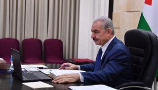 محمد إشتية رئيس الوزراء الفلسطيني