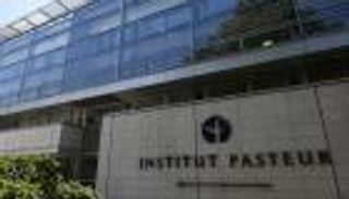"باستور" الفرنسي يكشف سر التوقف عن إنتاج لقاح ضد كورونا