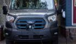 بايدن يستبدل سيارات ترامب "التقليدية" بالكهربائية