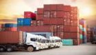 الإمارات تدعم التجارة ونقل البضائع في الأسواق النامية