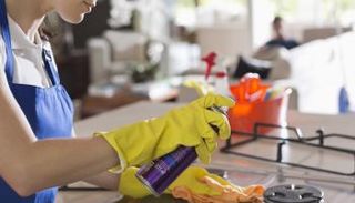 طريقة تنظيف البوتاجاز من الدهون