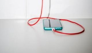 هاتف آيفون 12 الجديد مزود بكابل USB-C