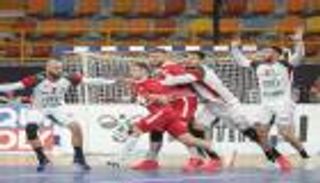 عكس القدم.. 5 منتخبات قوية في كرة اليد