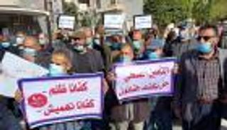 الاحتجاجات تستعر في طرابلس.. سياسات "السراج" الاقتصادية السبب