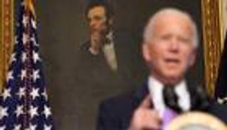 بقرار التجميد.. بايدن يمنح دفعة جديدة لأسعار النفط