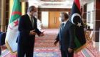 في زيارة غير معلنة.. وزير خارجية الجزائر بطرابلس الليبية