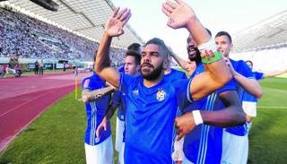 هلال سوداني مهاجم منتخب الجزائر