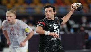 أحمد الأحمر