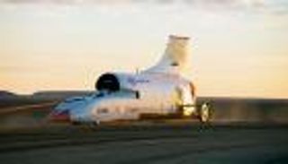 فيديو.. التمويل يعطل السيارة الصاروخ