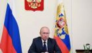 بوتين يوقع على تمديد "نيو ستارت" للحد من الأسلحة النووية