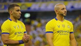 نور الدين أمرابط وعبدالرزاق حمدالله لاعب النصر السعودي