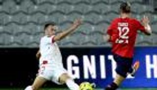 بعد الإهانة.. مدرب ليون يغازل بلعمري