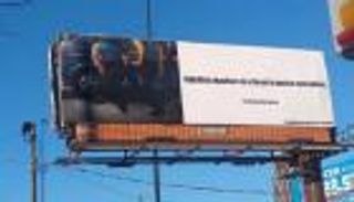 أنامل أمريكية.. لوحات جدارية لـ"فلويد" تنتفض على النسيان