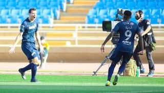 إيميليو زيلايا مهاجم ضمك