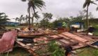 إعصار جديد يضرب فيجي.. مصرع شخص وتشريد الآلاف