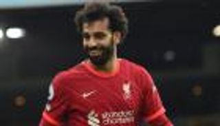 بسبب محمد صلاح.. تحذيرات الأساطير تحاصر ليفربول وتصعق كلوب
