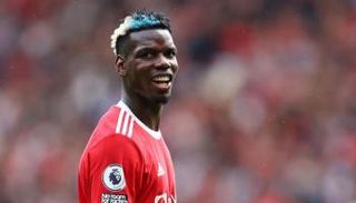 بول بوجبا لاعب مانشستر يونايتد